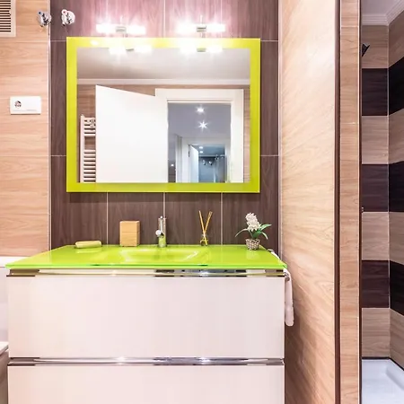 Casco Viejo Junto A Bilborock Alloggio in famiglia Bilbao